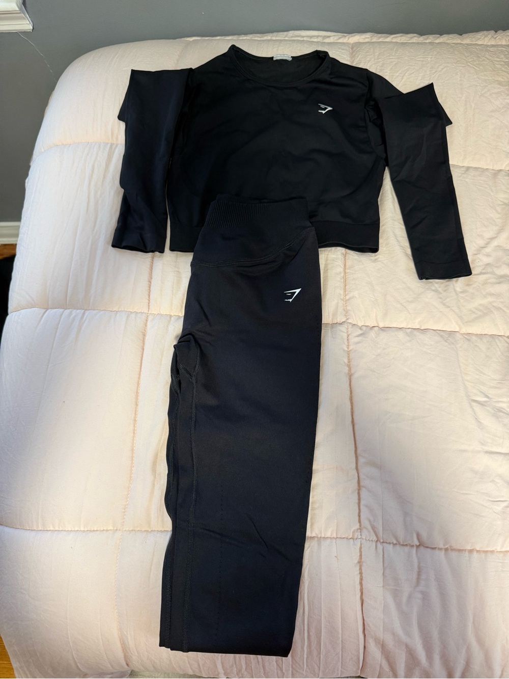 Gymshark Everyday Long sleeve Crop top & Seamless Leggings Matching Set